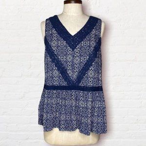 Knox Rose lace vneck sleeveless blouse